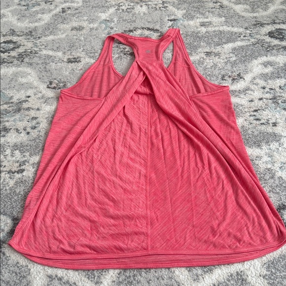 Lululemon Essential Tank - Picture 6 of 7